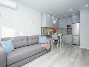 Апартаменты Unique Apart Одри с панорамным видом на город и Московскую площадь на Терешковой 16