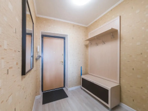 Апартаменты с балконом на Челюскинцев 21