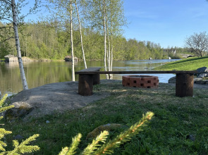 Частный Дом На Берегу Реки