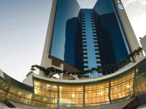 Отель Montien Riverside Hotel Bangkok