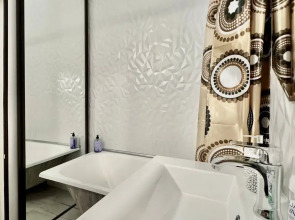 Апартаменты Шикарная уютная Трешка возле Площадь Победы