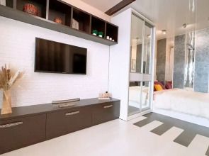 Квартира Окно в Париж