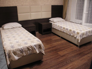 Моцарт Холл