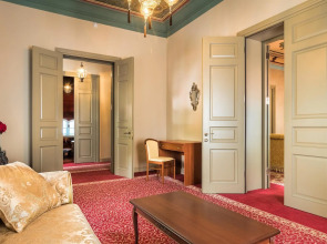 Golden Tulip Borjomi