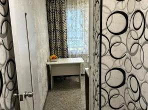 Квартира Уютная двухкомнатная 20 минут до центра