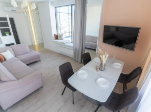 14 Апартаменты RADIUS Малышева 42А (11)