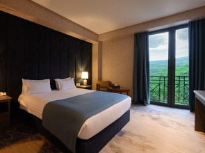 Aurora Resort Tsaghkadzor, By One