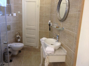 Отель HHK Hotel