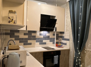 Апартаменты 2 комнатная квартира на Мира 9В