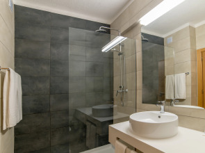 Апартаменты Flor da Rocha Turísticos