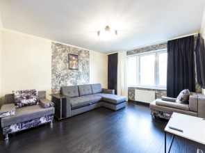 Апартаменты на Газовиков: Просторные 2-комнатные ВыДома