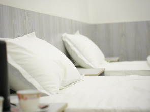 Отель Chehran Hotel