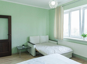 Апартаменты двухкомнатные (114) Серебровская 91