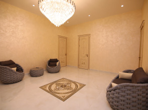 Отель Louvre Home