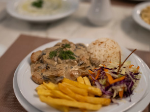 Отель Golden River By Continent Collection