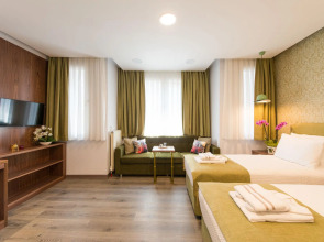 Hotel Sometimes Taksim