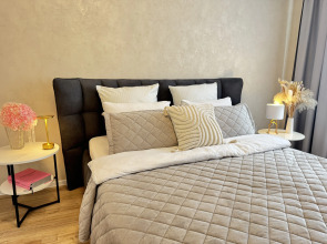 Квартира Новая Евродвушка недалеко от Аэропорта