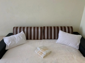 Апартаменты 61 на Феофанова