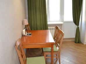 Апартаменты Квартира на Российском