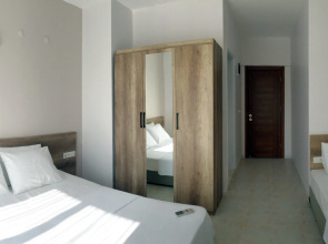 Отель Kaizen Gate and Training Center