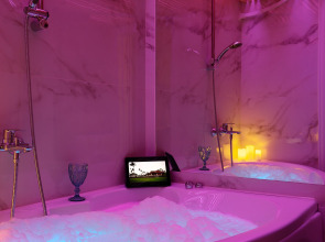 Апартаменты ZenApart c джакузи Сканди