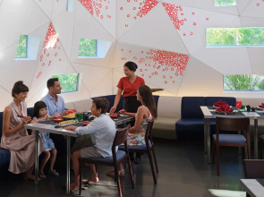 Отель Maya Sanur Resort & Spa