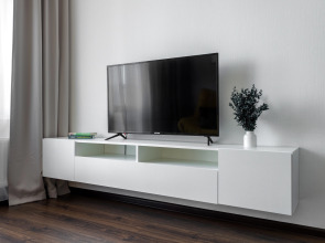 Квартира Kvartirika Black & White с красивым видом на город