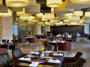 Отель Radisson Blu Chattogram Bay View