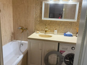 Апартаменты Квартира Красная 176 В ЖК Большой