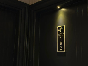 Lenora Airport Hotel