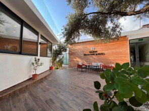 Отель Kalkan Beach Park