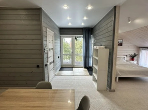 Гостевой дом Хвоя в окружении кедрового леса