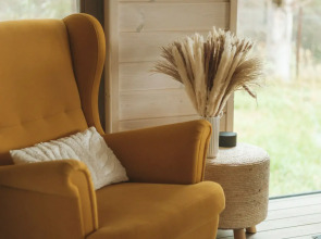 Частный дом с баней и чаном у воды и леса