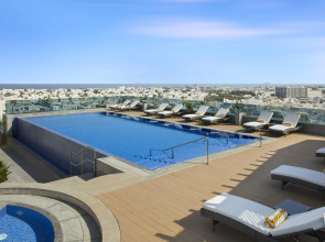 Отель Royal Tulip Muscat