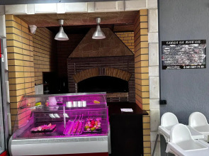 Отель Адель