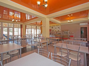 Отель Кронос