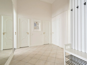 Апартаменты Welcome Home Большая Морская 13 (3 спальни)