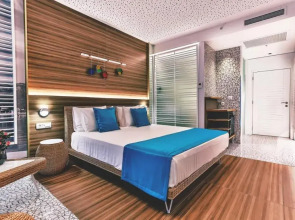 Отель Carine Kumbor Superior