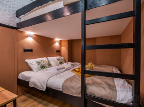 Апартаменты Семейная студия без окна