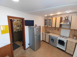 Квартира с Большой Кухней на Полярных Зорях