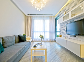 Апартаменты с Балконом Elite Apartments