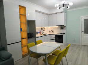 Квартира Уютные апартаменты возле парка Ынтымак