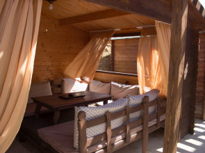 Отель Эвель