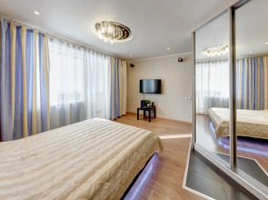 Апартаменты Стандартные с Балконом и Видом на Город на площади МОПРа