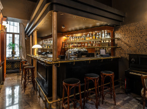 Отель H15 Francuski Hotel