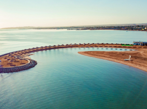 SUNRISE Alma Bay Resort