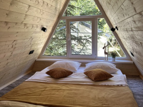 Счастливый лось