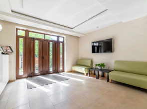 Гостевой комплекс с баней Вверх