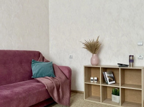 Квартира Квартира Рядом с Метро Парком и Озером