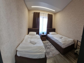 Гостевой дом N2 Четыре сезона